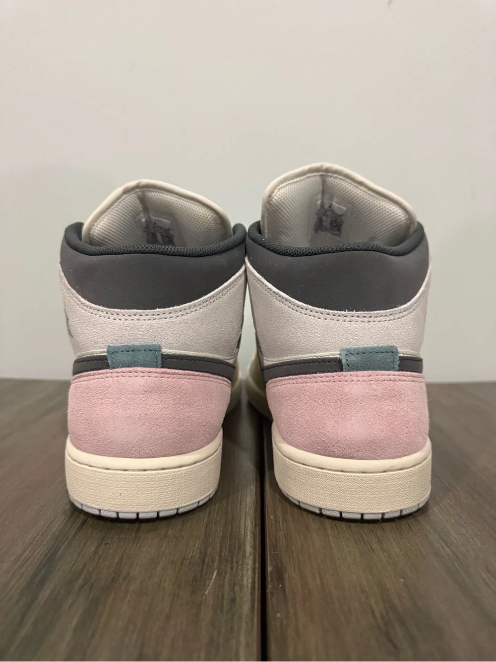 NIKE AIR JORDAN 1 MID SE SAIL ICED JADE MEN SHOES